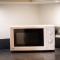 Spacious 2 Bedroom Apartment in Crawley
