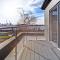 Stylish and Bright 2 Bed Apartment in Ashford
