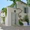 A Sea-licious Vacation - Chic & Style in Hydra - 伊兹拉