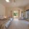 Sealicious Crystal Retreat - The Ultimate Getaway