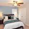 6Bed Pool Hm Solterra Resort Spa Game Rm-4183OD