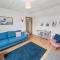 Charming Apt nr Centre - Terrace & Street Parking