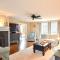 Beautiful Spacious Family Retreat w Pool - إيستهام