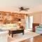 Beautiful Spacious Family Retreat w Pool - إيستهام