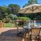 Beautiful Spacious Family Retreat w Pool