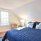 Private Location w Guest House