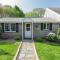 Spacious Mins from Beach & Dogs Welcome