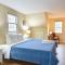 Sunroom Mins to Beaches Views of Marsh - إيستهام