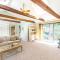 Spacious Home w Finished Game Room - إيستهام