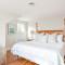 15526 - Luxurious Waterfront Home with Incredible Entertainment Space Secluded on Pleasant Bay - 奥尔良