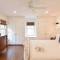 Pond-Front Home w Water Views - 奥尔良