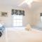 Gorgeous Home with Game Room Dog Welcome - تشاتام