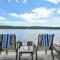 Amazing Location Lakefront Waterside Deck - Chatham