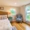 Great Chatham Location Near Beach