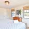 Gorgeous Home 2 Min Walk to Beach