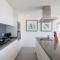 Oasis 325 First Floor