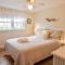 1 2 Mile to Nantucket Sound Beaches - دينيس