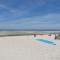 1 2 Mile to Nantucket Sound Beaches - دينيس