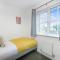 NEW! 3 Bed Home in Stockton-on-tees City Centre by Stay With Us, Ideal for Families & Large Groups, SLEEPS 5!! - 蒂斯河畔斯托克顿