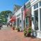 Quintessential Cape directly on the Cape Cod Rail Dog Friendly