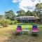 Waterfront home with Hot Tub Firepit and Game Room - إيستهام