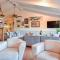 Waterfront home with Hot Tub Firepit and Game Room