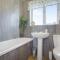 Deerness Viewpoint-Your Scenic Retreat in Brandon