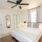 Sojourn Coastal Cottage 3 BR - نورفولك