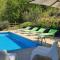 Borgo Canapegna - 2 private villas and 3 private pools in the heart of Le Marche