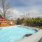 3BD Cheyenne Mountain Home w Hot Tub & Grill