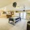 *H* 5BR Home Getaway w/HOT TUB **