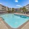 Walk to Beach Myrtle Beach Condo with Pool Access! - Myrtle Beach
