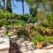 Logement de charme les Araucarias - La Garde