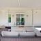 Eco-Chic Lake Somerville Area Farmhouse w/ Porch