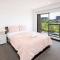 Lovely 4 bedrooms house to Ed station - Ingleburn