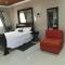 P & T Guesthouses
