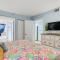 Steps to Boardwalk Condo with Pool in Myrtle Beach - Миртл-Бич