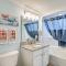 Steps to Boardwalk Condo with Pool in Myrtle Beach - Миртл-Бич