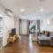 Stunning Ellerslie Apartment + Private Balcony - 奥克兰