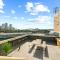 Heart Of The City Minutes from Macleay Street