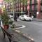 Heart Of The City Minutes from Macleay Street