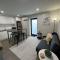 Apt with Aircon & Loft Bedroom Great Location - Devonport