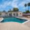 Luxurious 4-Bedroom Home with Pool & Jacuzzi! - Los Angeles