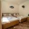 GOLDEN LAND HOTEL