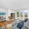 Evans Beach Retreat