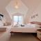 Terrace studios with panoramic seaview - Ubli