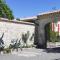 Gîte le MAGNAN, 50 m2, charme, nature, terrasse, piscine chauffée, sud Ardèche