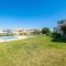 Apartment Pera - great complex, communal pool