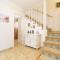 Villa Ocean Breeze - Steps away from the Beach