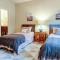 Game Room ~ Fire Pit ~ Resort Access ~ Huge Home - ليك لوري